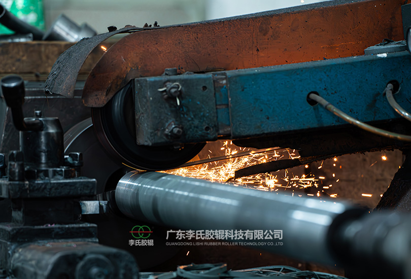 信得膠輥廠生產實景